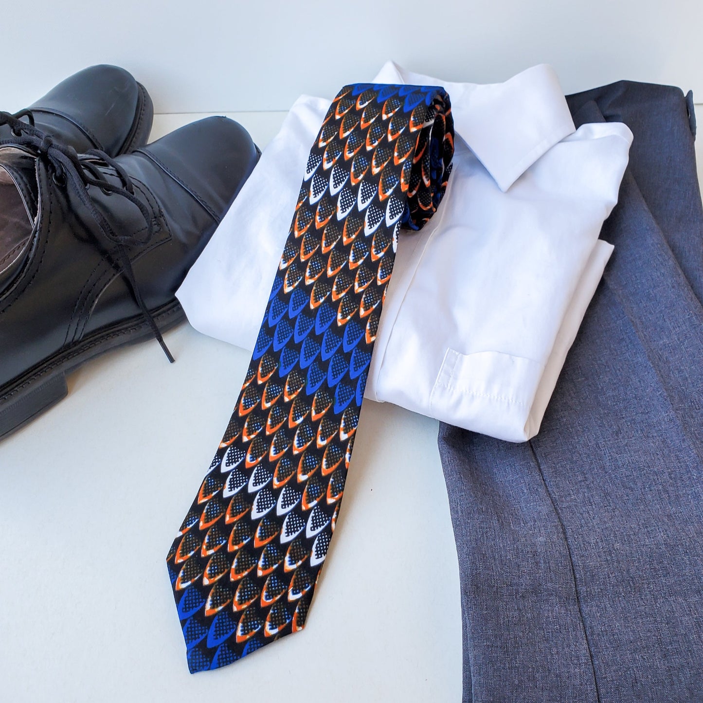 Drongo Tie